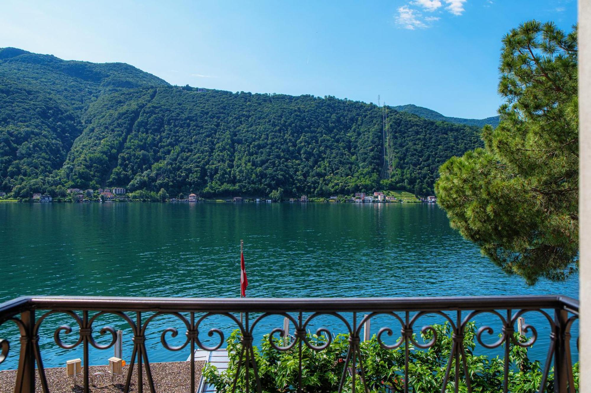 Il Balcone Sul Lago By Quokka 360 - Historic Lakeside Flat In Morcote Exterior photo